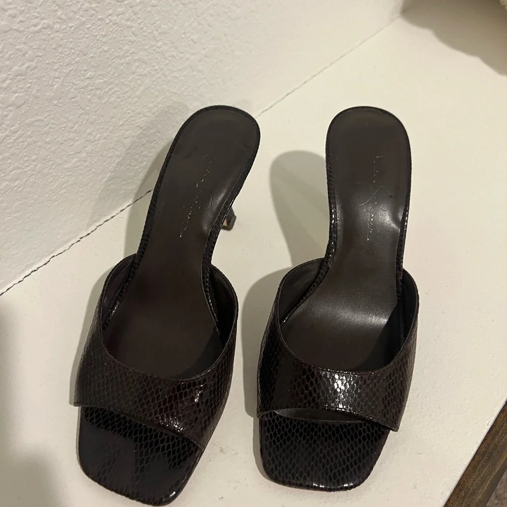 Jessica Simpson Dark Brown Textured Mules - Picture 1 of 3